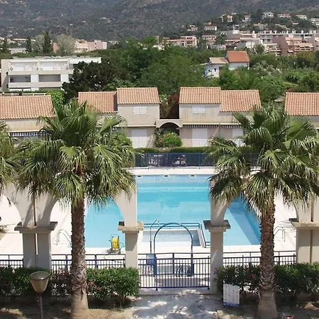 T1 Climatise Avec Terrasse & Acces Piscine * Le Lavandou